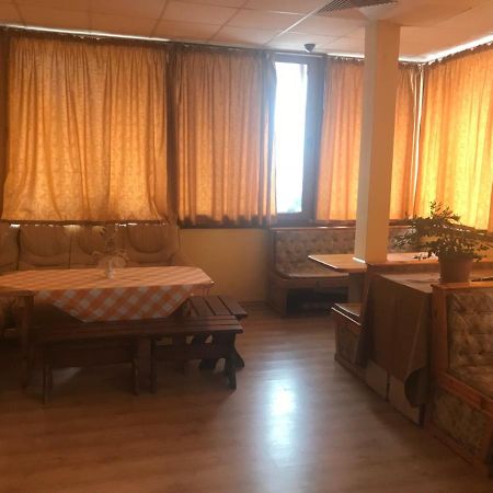 Family Hotel - Relax Ruse Zewnętrze zdjęcie