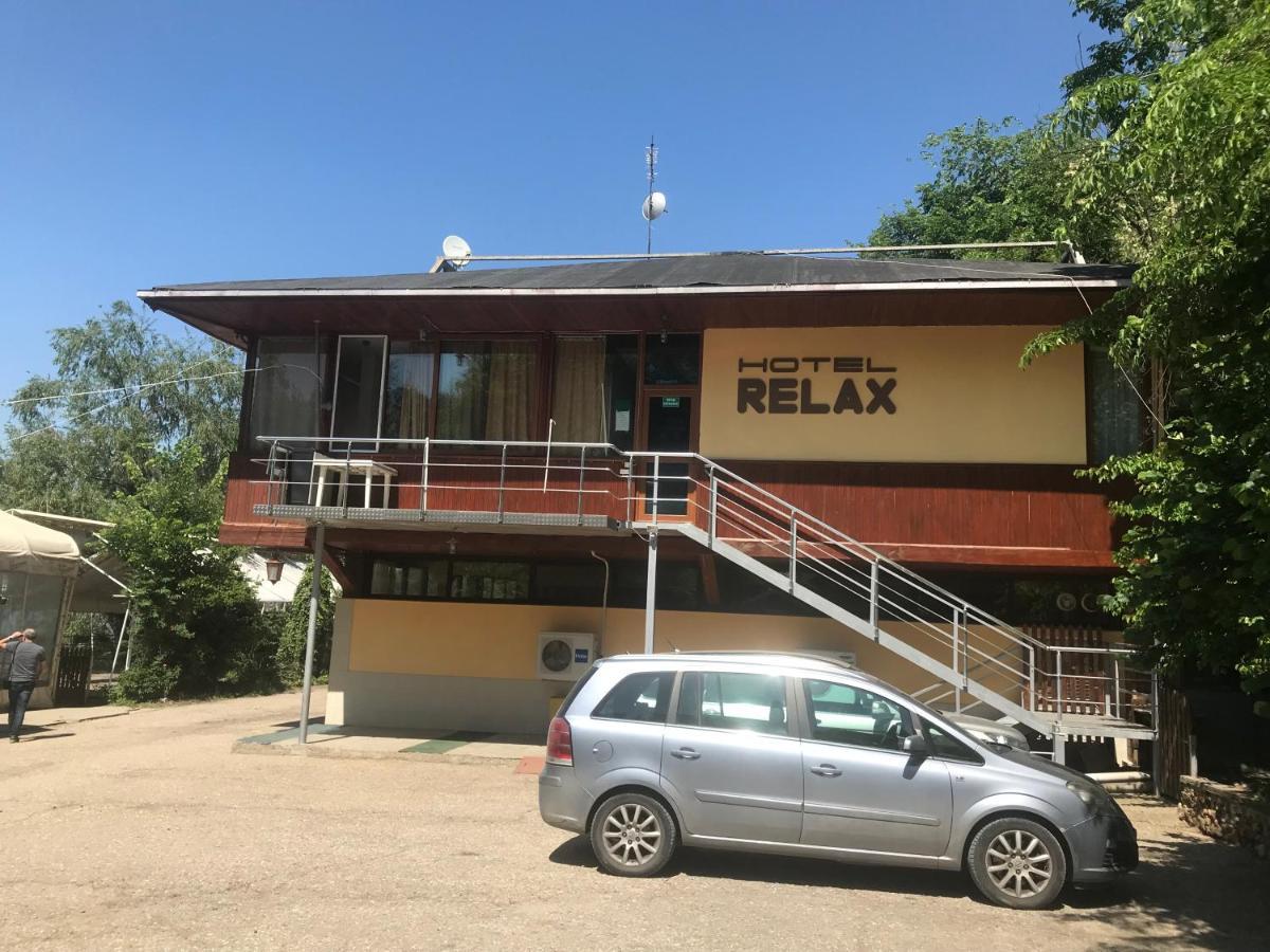 Family Hotel - Relax Ruse Zewnętrze zdjęcie